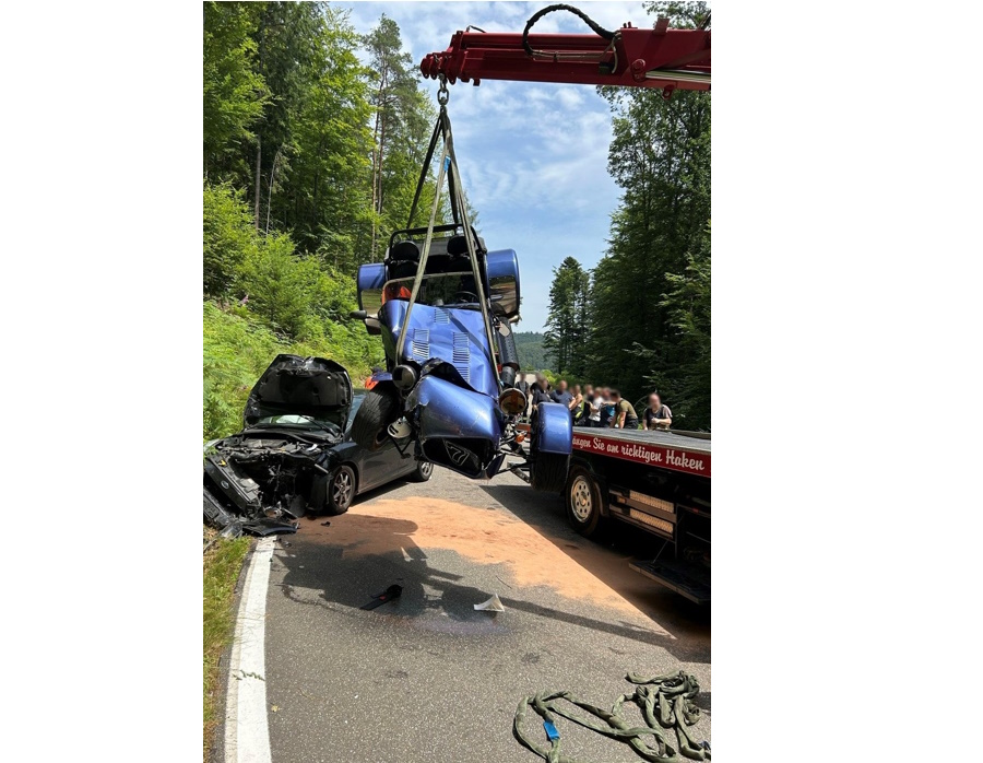Eppenbrunn – Schwerer Unfall auf der #L478 – Lotus-Fahrer kracht frontal in einen entgegenkommenden Ford