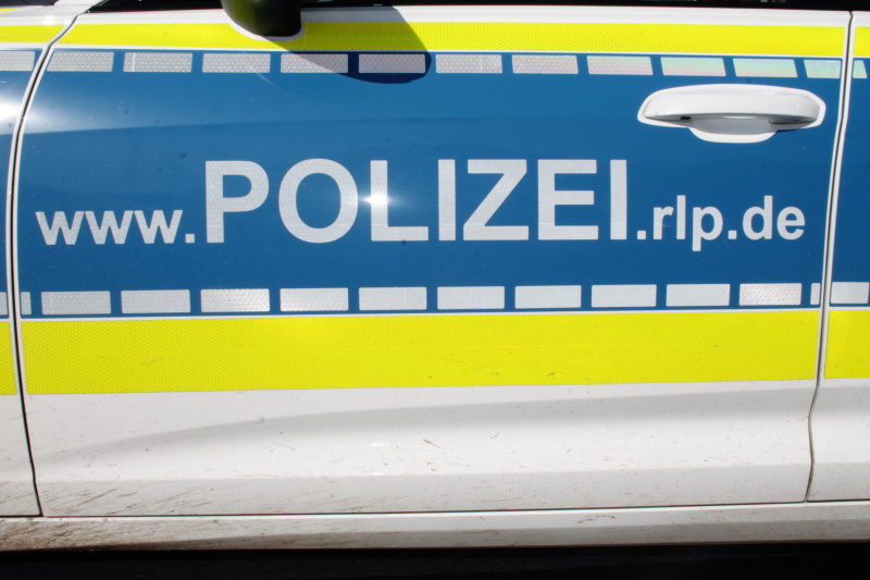 Ludwigshafen –  ACHTUNG Trickdiebe unterwegs – Schmuck im Wert von mehreren tausend Euro gestohlen