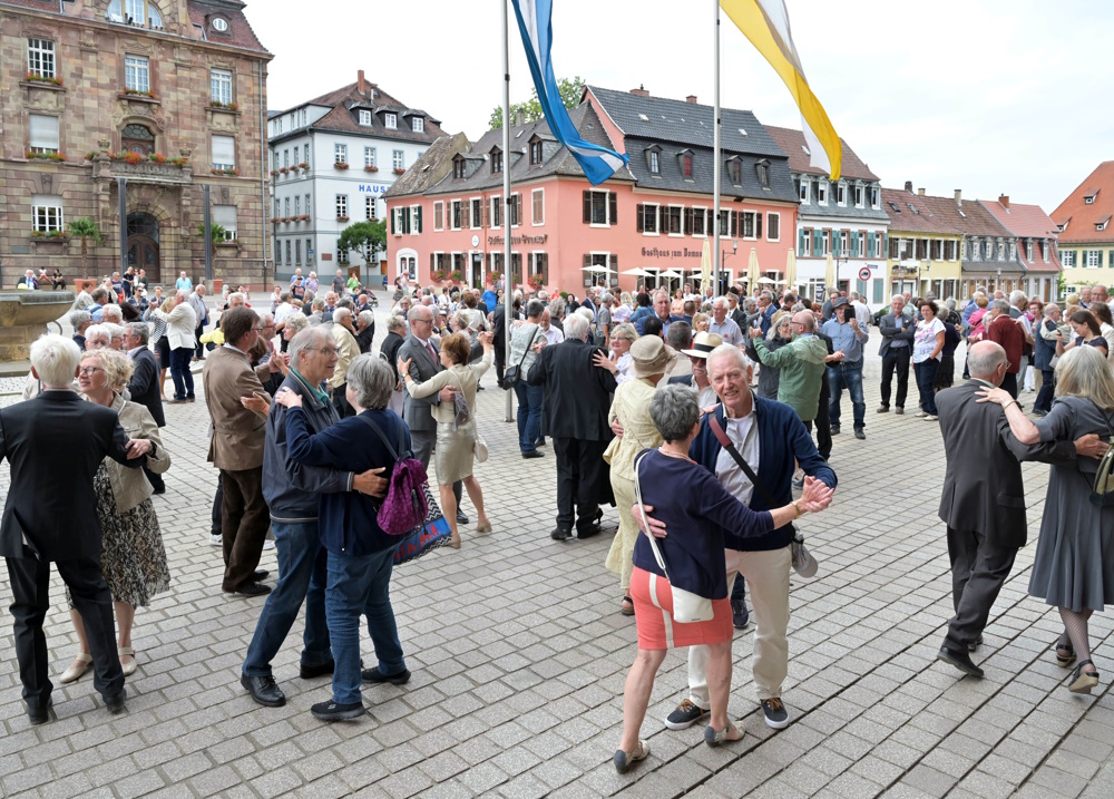 Speyer – Rund 600 Paare feiern ihr Ehejubiläum im Dom zu Speyer