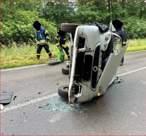 Völkersweiler – Pkw-Fahrerin wird schwer verletzt